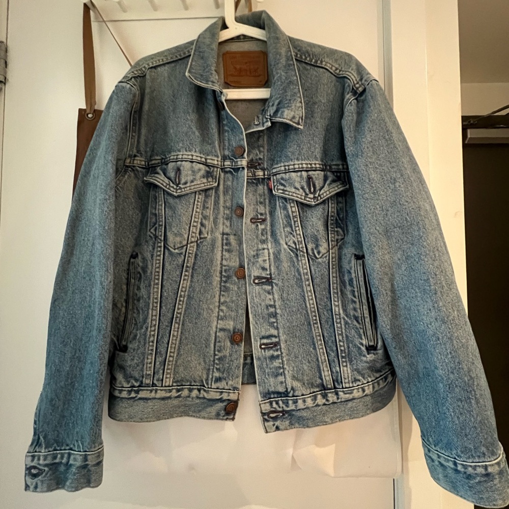 Levi’s Vintage Trucker Jacket (fits a size 6)